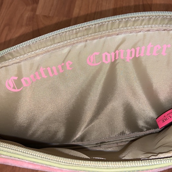 Original Juicy Couture Laptop Holder - Picture 8 of 9